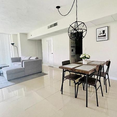 Spacious 1Br On The Beach, The Tides, Hollywood,Fl Esterno foto
