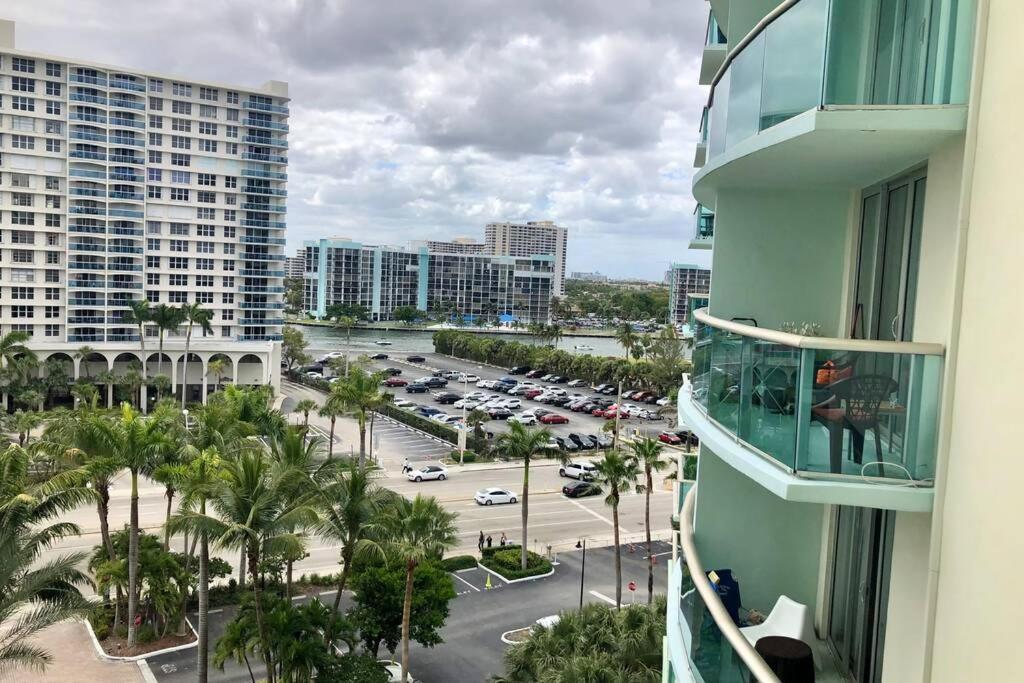 Spacious 1Br On The Beach, The Tides, Hollywood,Fl Esterno foto