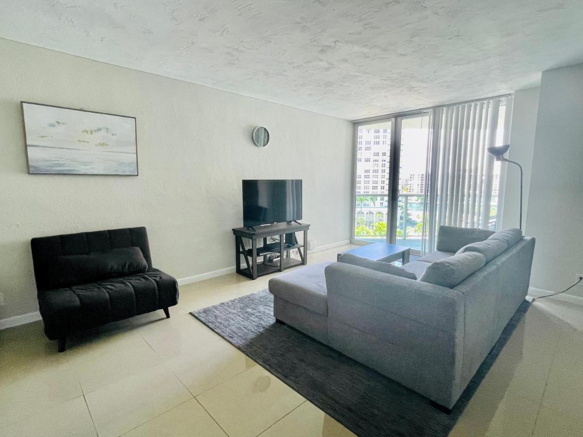 Spacious 1Br On The Beach, The Tides, Hollywood,Fl Esterno foto