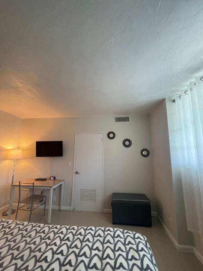 Spacious 1Br On The Beach, The Tides, Hollywood,Fl Esterno foto